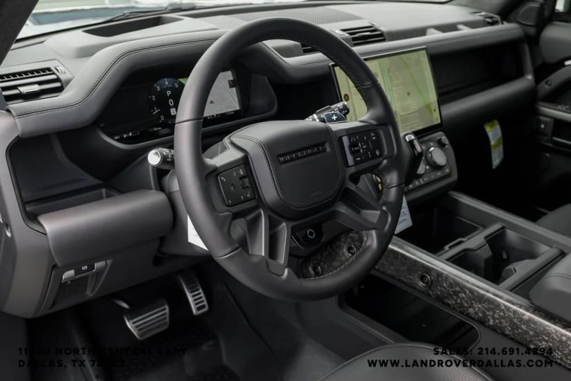 2026 Land Rover Defender 110 - Image 2