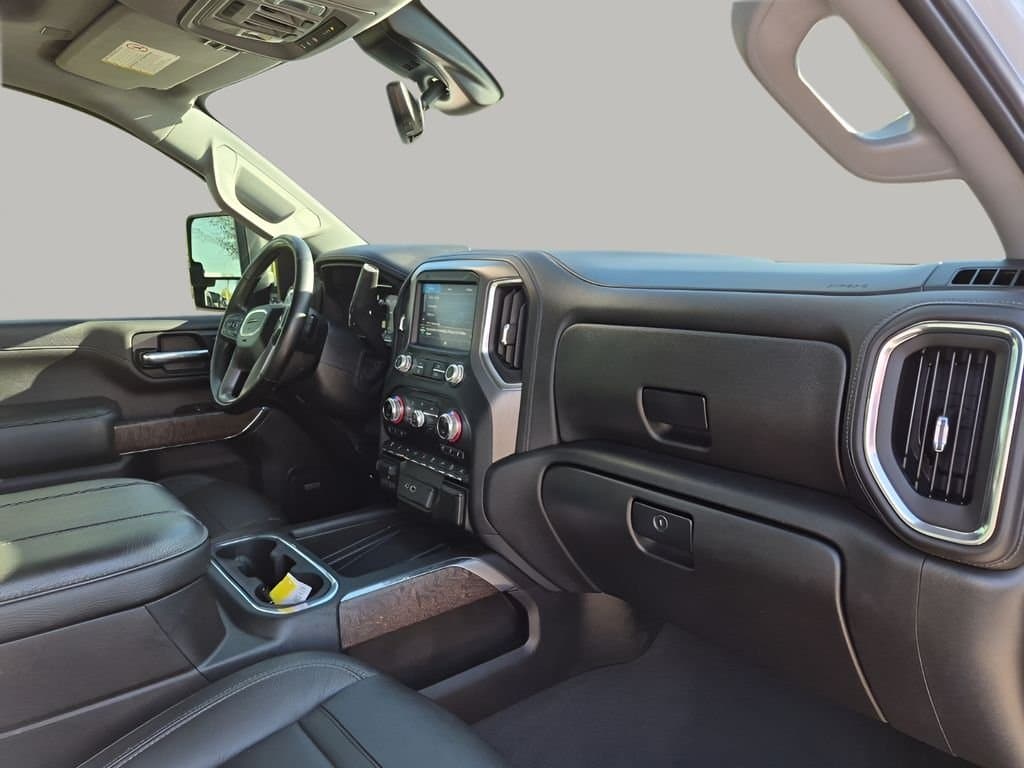 2023 GMC Sierra 2500HD - Image 14