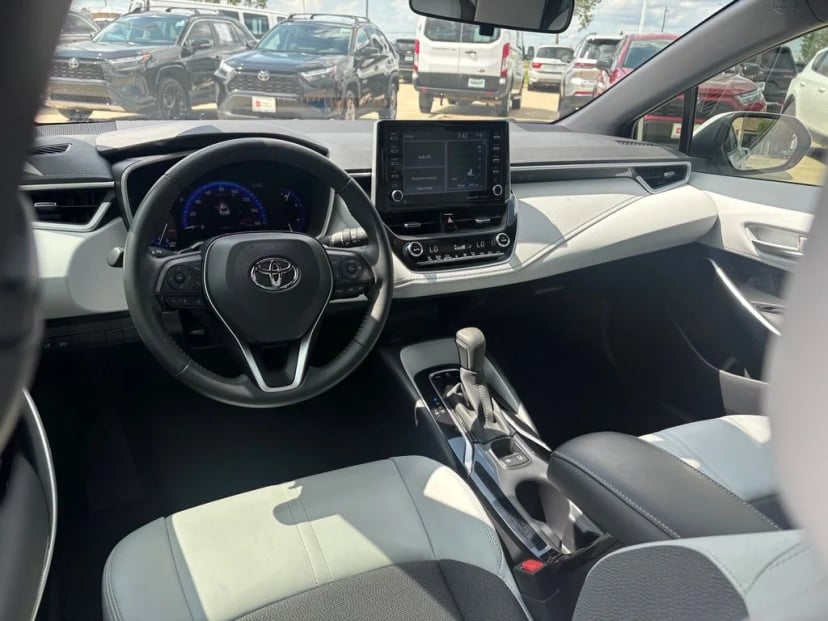 2021 Toyota Corolla Hatchback - Image 27