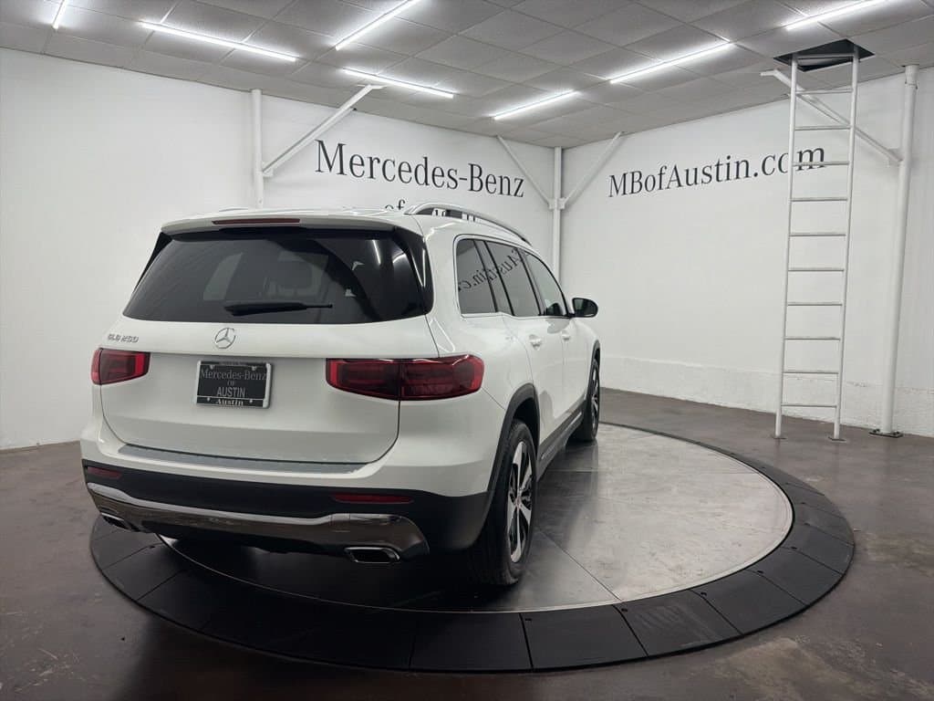 2026 MERCEDES-BENZ GLB - Image 8