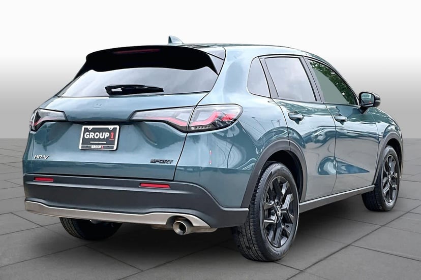 2025 Honda HR-V - Image 13