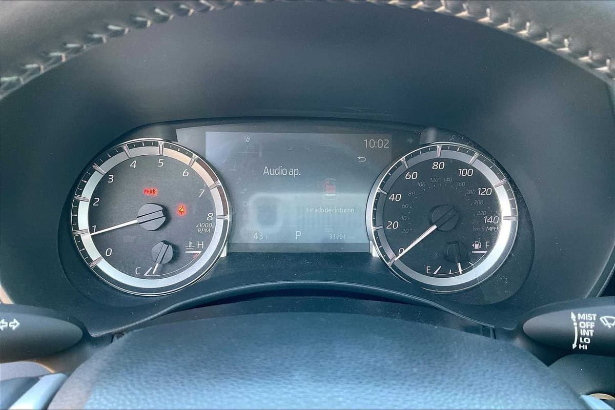 2023 Toyota Highlander - Image 24