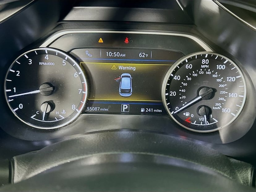 2017 Nissan Murano - Image 12