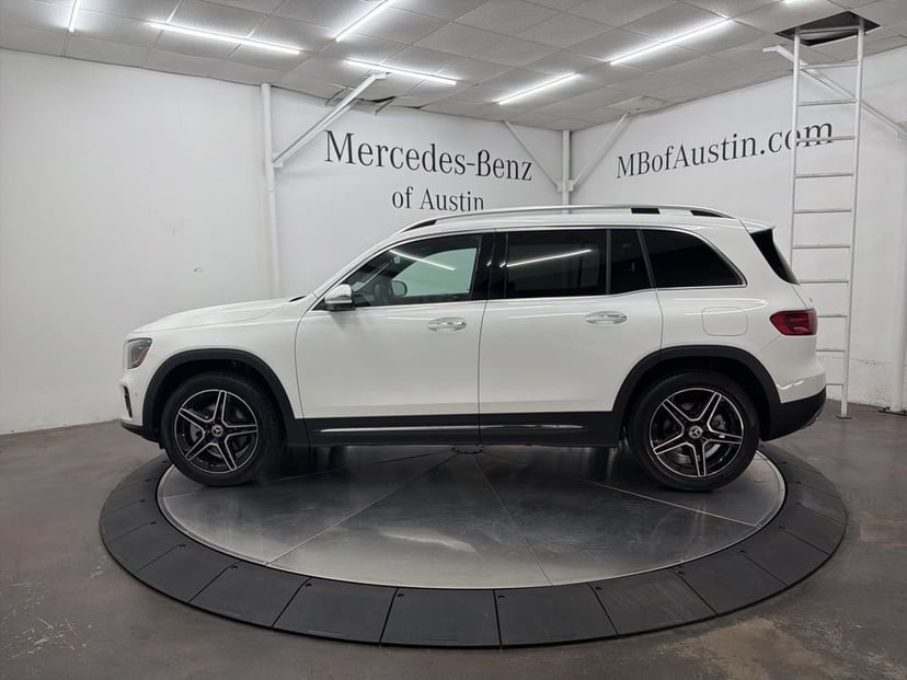 2026 Mercedes-Benz GLB - Image 3