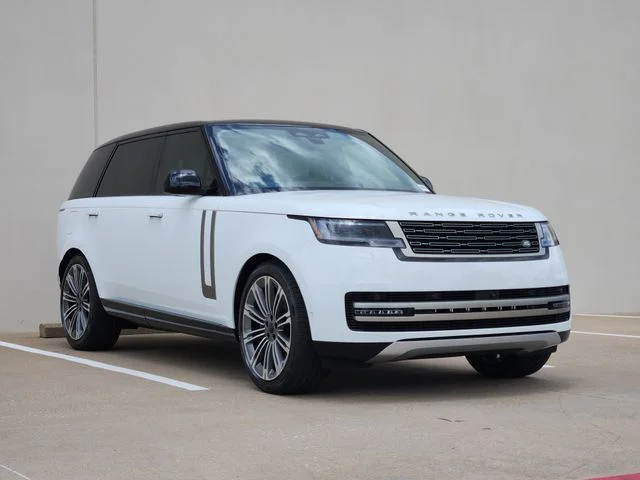2026 Land Rover Range Rover - Image 3