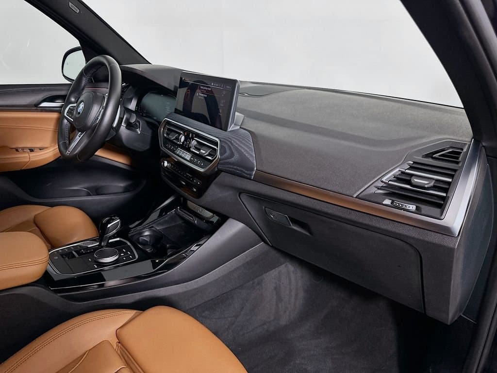 2023 BMW X3 - Image 30