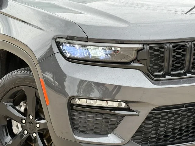 2024 Jeep Grand Cherokee - Image 3