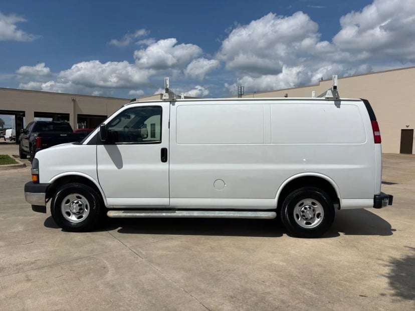 2021 Chevrolet Express 2500 - Image 5