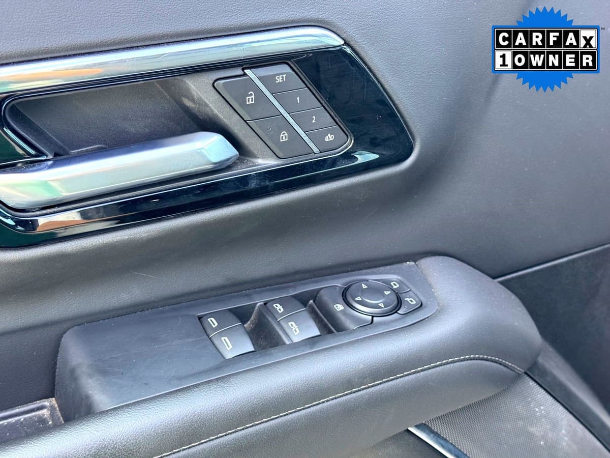 2025 Chevrolet Tahoe - Image 15