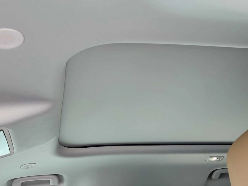 2026 LAND ROVER Defender 130 - Image 26