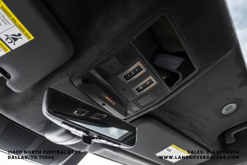 2026 Land Rover Defender 90 - Image 18