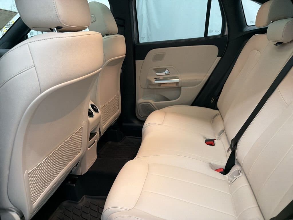 2026 MERCEDES-BENZ GLA - Image 21