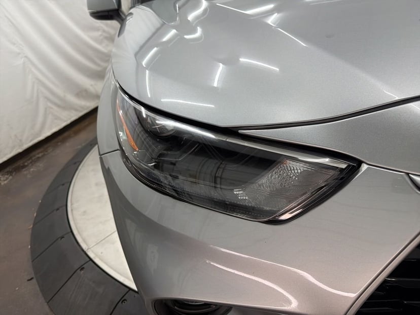 2022 Toyota Highlander - Image 10
