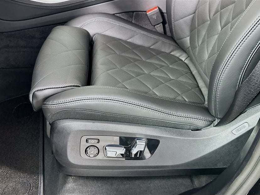 2026 BMW X5 - Image 21