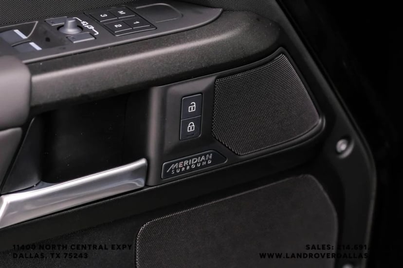 2026 Land Rover Defender 110 - Image 47