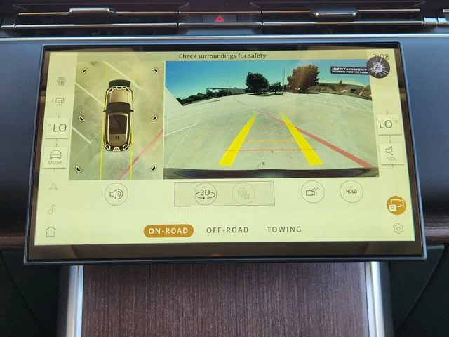 2026 Land Rover Range Rover - Image 13