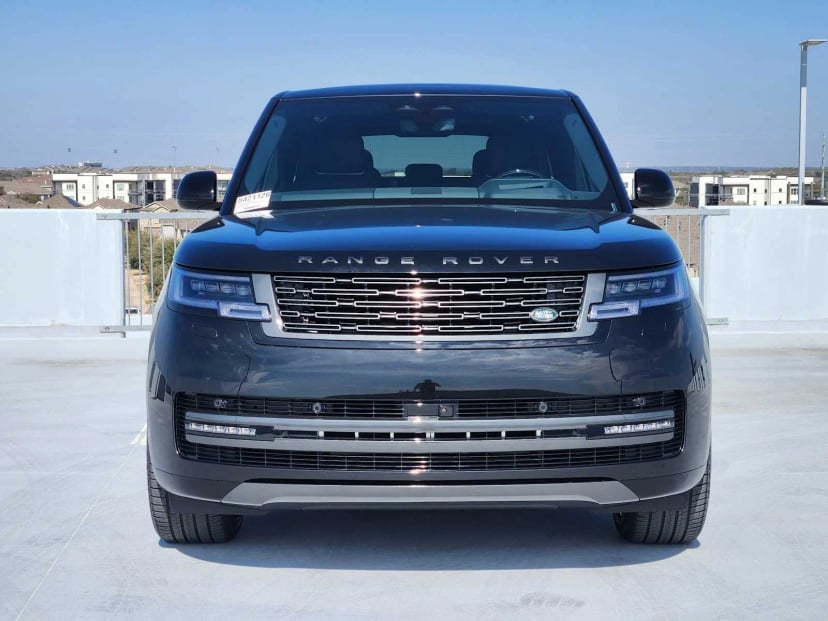 2026 LAND ROVER Range Rover - Image 2