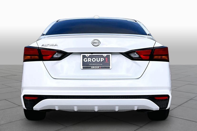 2020 Nissan Altima - Image 5