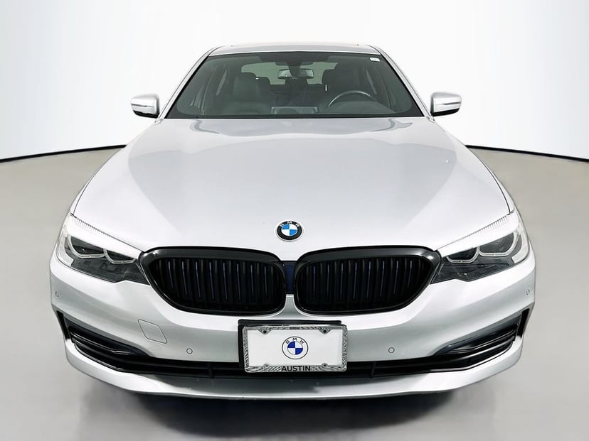 2018 BMW 5 Series - Image 2