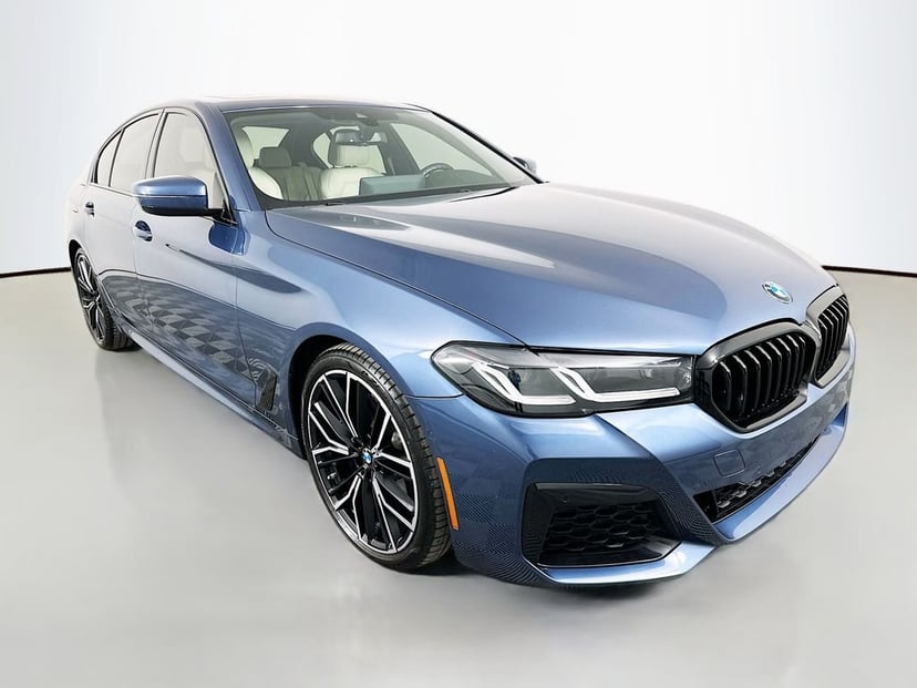 2023 BMW 5 Series - Image 3
