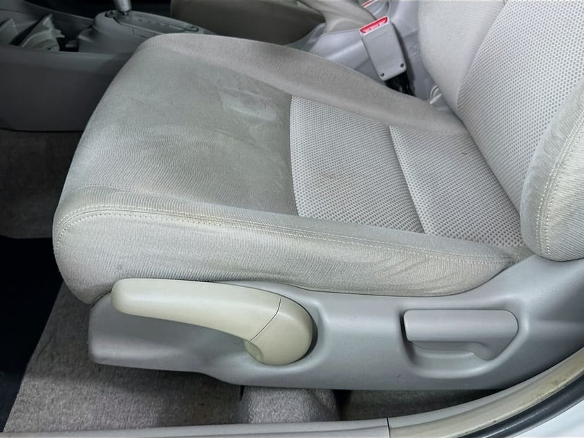2010 Honda Insight - Image 18