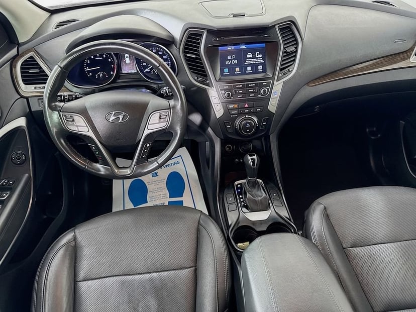 2017 Hyundai Santa Fe Sport - Image 28