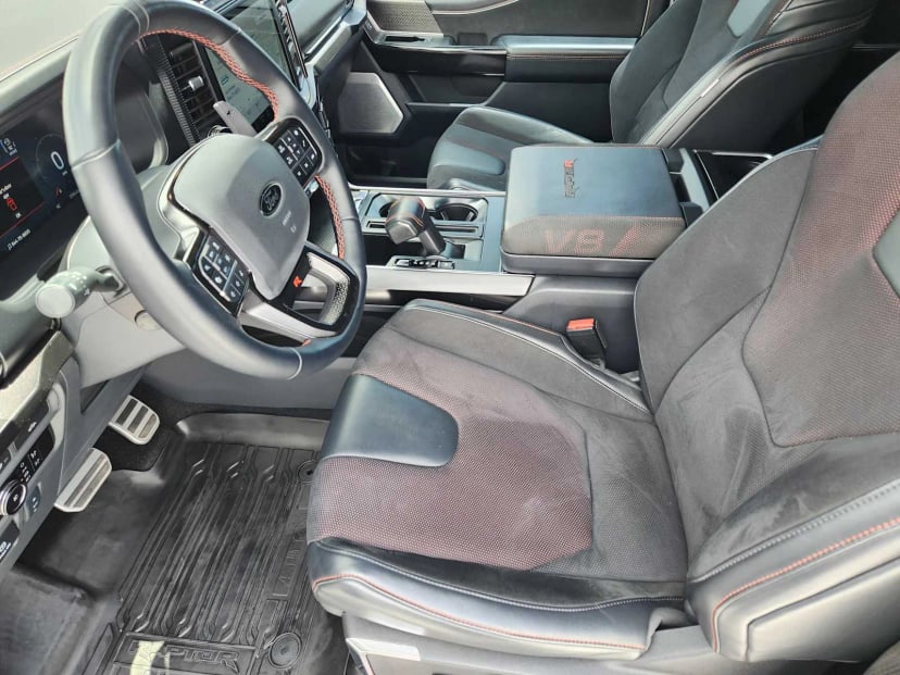 2024 Ford F-150 - Image 12