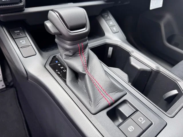 2026 Toyota RAV4 Plug-in Hybrid - Image 15