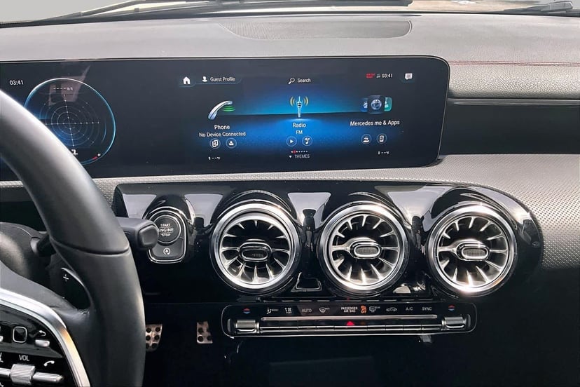 2023 Mercedes-Benz CLA 250 - Image 7