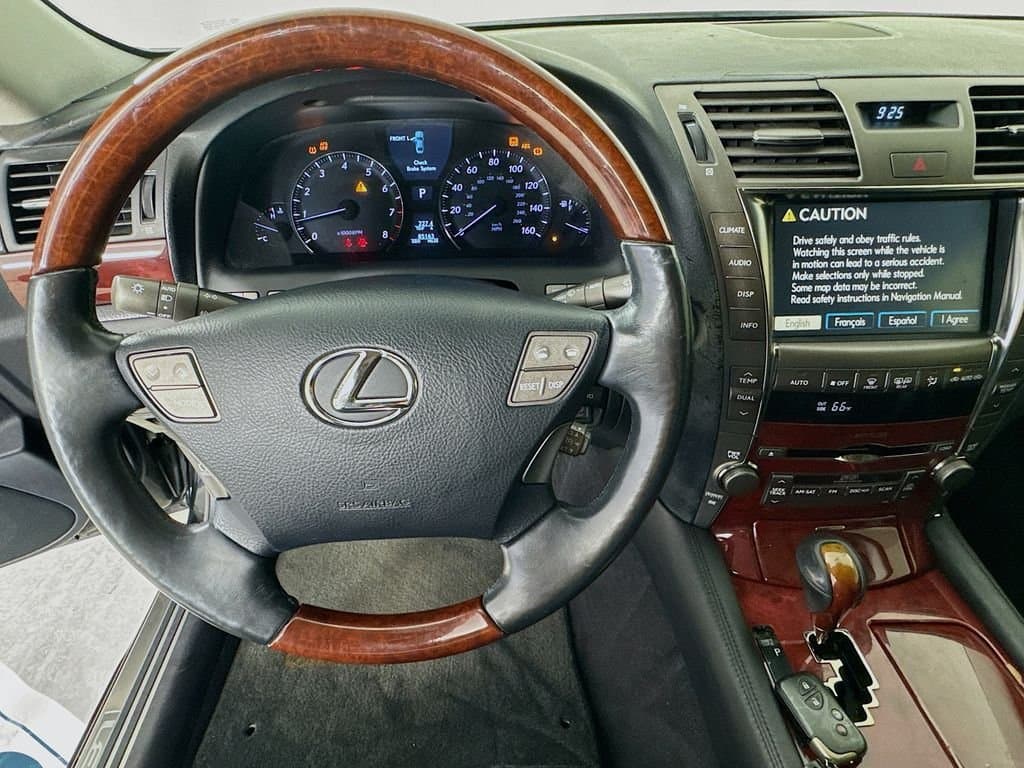 2007 LEXUS LS - Image 13