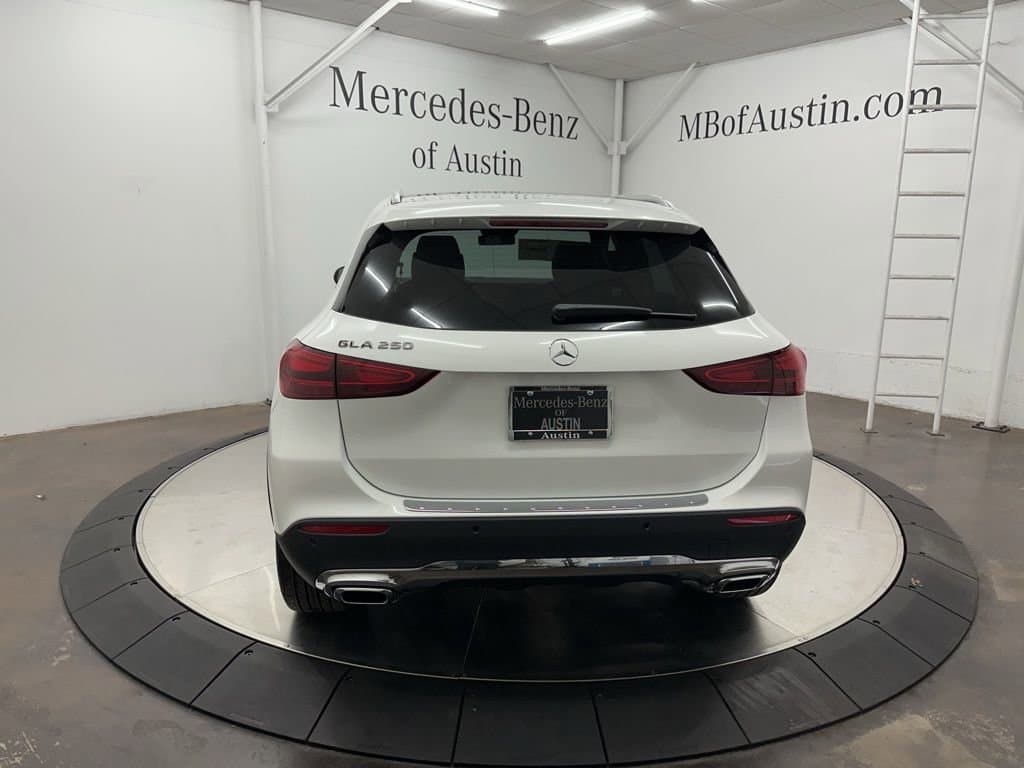 2026 MERCEDES-BENZ GLA - Image 40