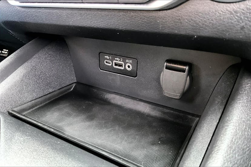 2025 Nissan Altima - Image 36