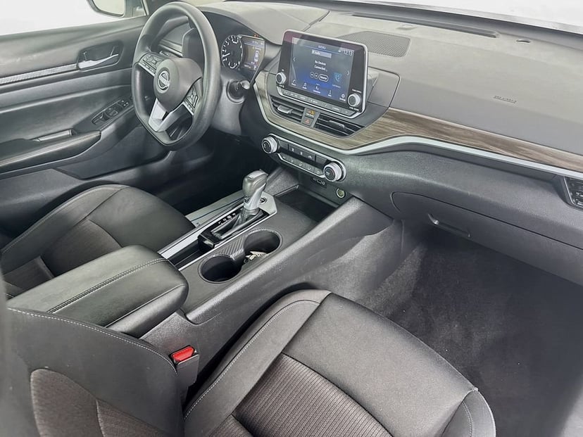 2025 Nissan Altima - Image 33