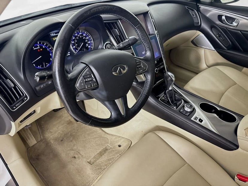 2017 INFINITI Q50 - Image 11