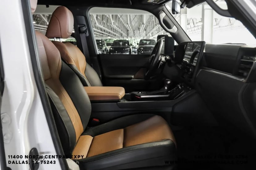 2024 Lexus GX - Image 34