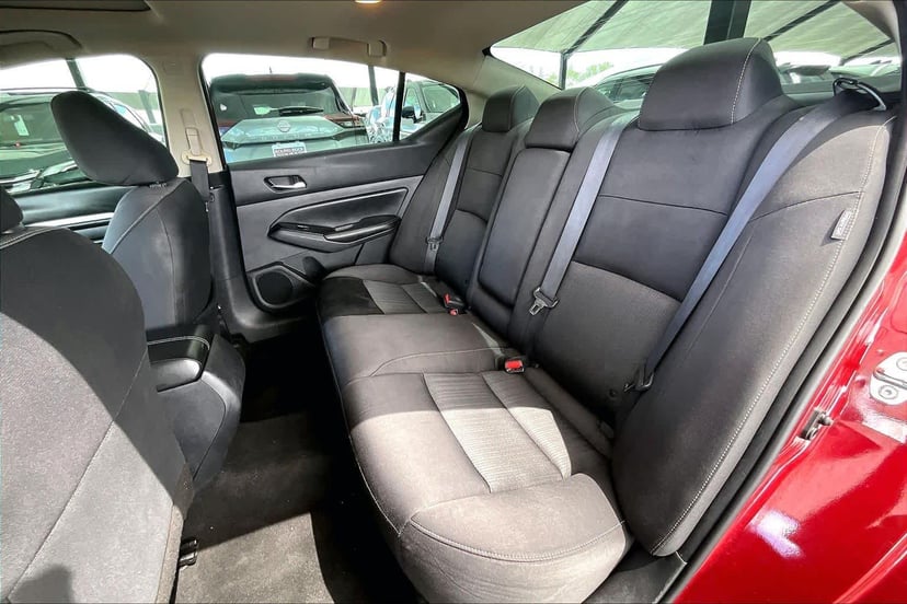 2022 Nissan Altima - Image 20