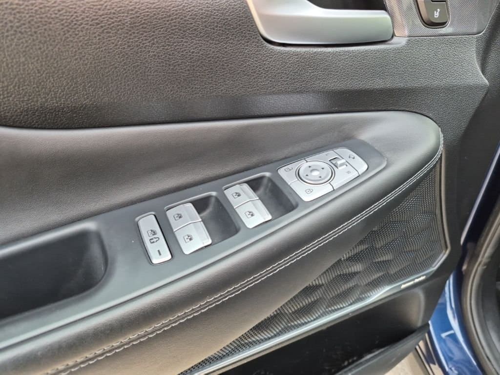 2021 Hyundai Santa Fe - Image 28