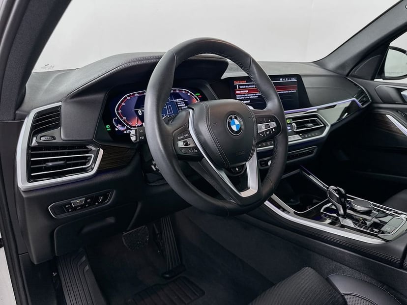 2023 BMW X5 - Image 9