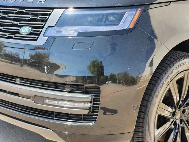 2026 Land Rover Range Rover Plug-In Hybrid - Image 5