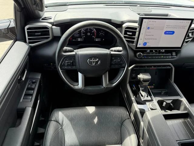 2025 Toyota Tundra - Image 55
