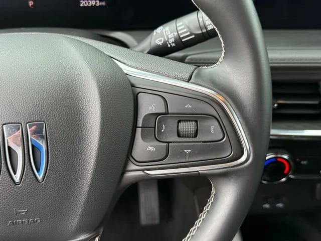 2025 Buick Encore GX - Image 17