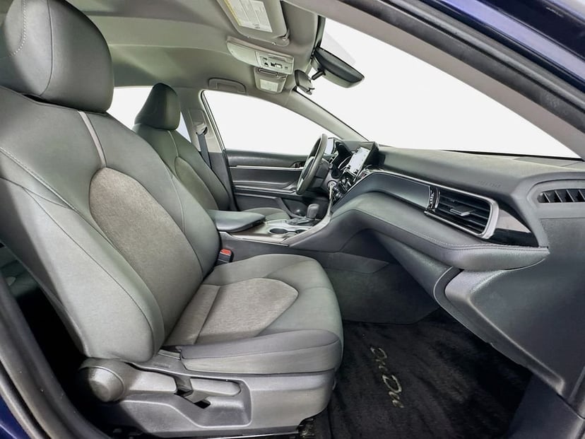2022 Toyota Camry - Image 28