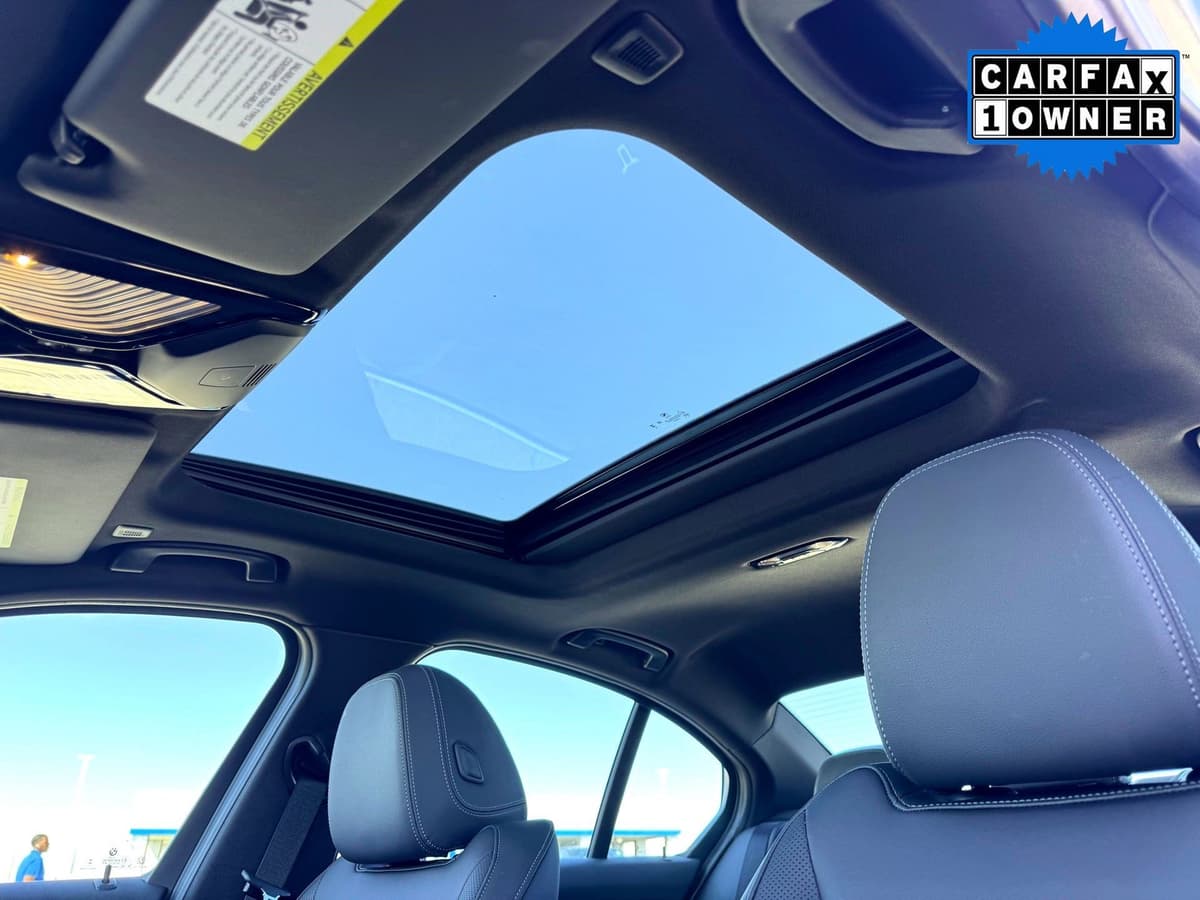 2026 BMW 3 Series - Image 14