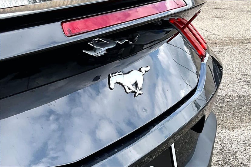 2024 Ford Mustang - Image 10