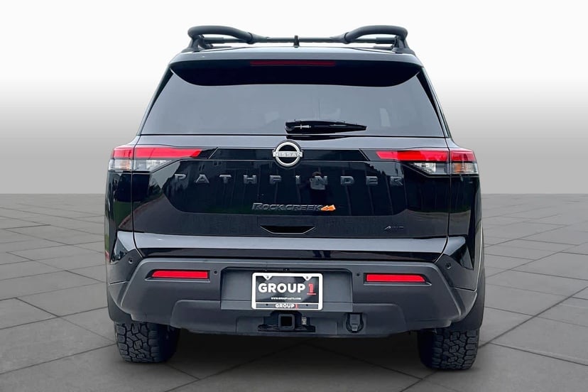 2023 Nissan Pathfinder - Image 5