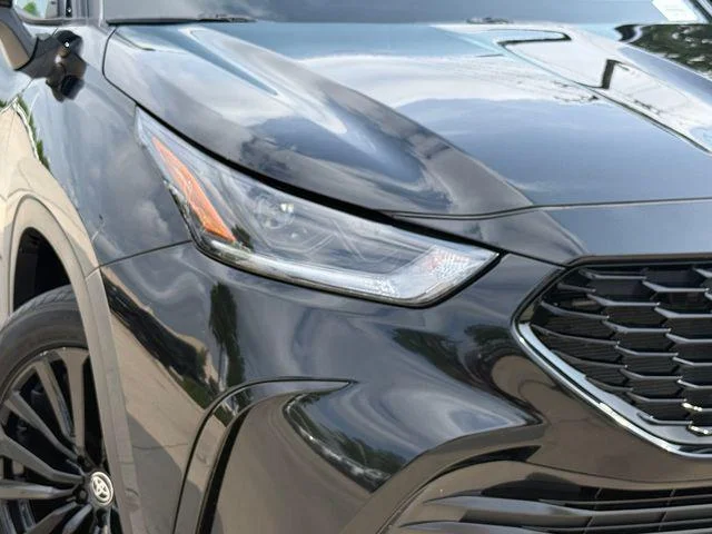 2025 Toyota Highlander - Image 29
