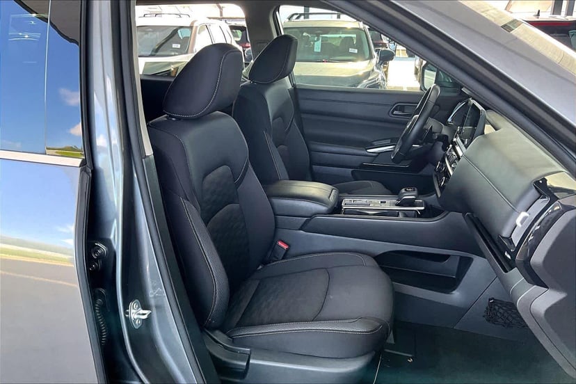 2024 Nissan Pathfinder - Image 9