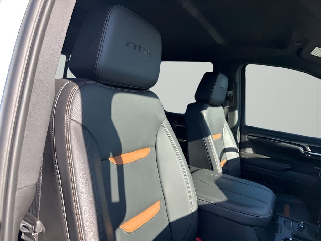 2024 GMC Sierra 1500 - Image 16