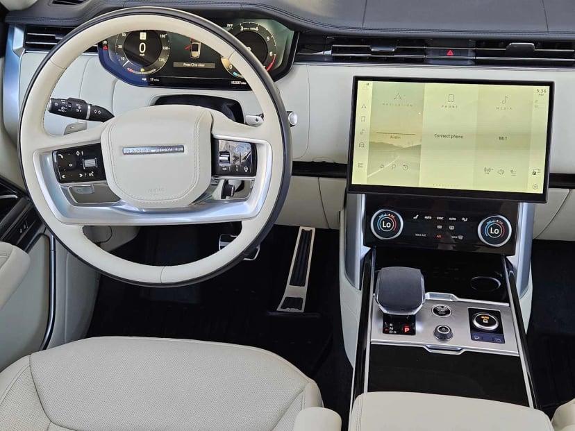 2023 Land Rover Range Rover - Image 27
