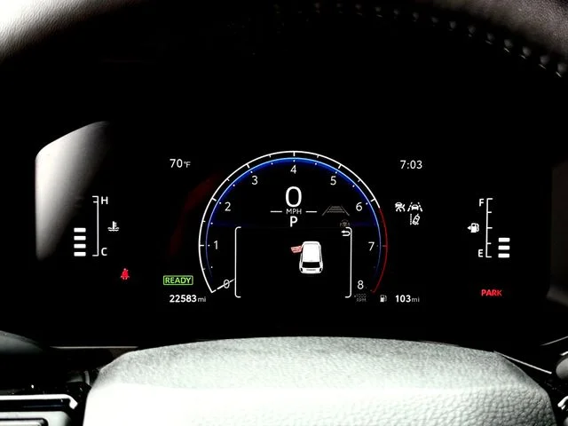 2025 Toyota Land Cruiser - Image 17